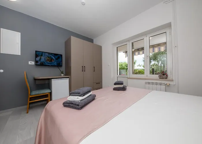 Apartments Vesela
